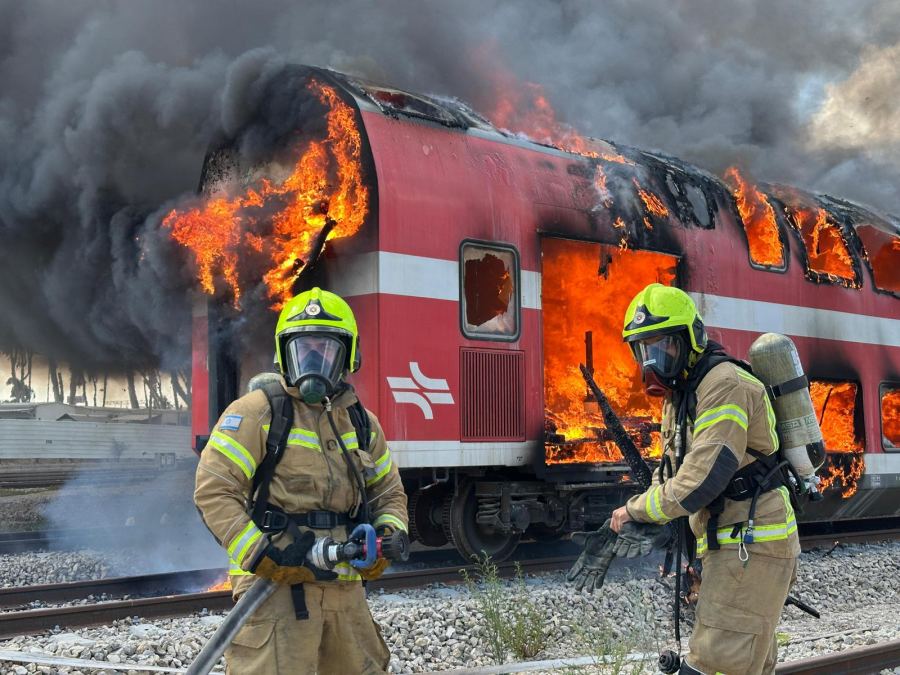 تدريب مشترك للإطفاء والإنقاذ مع طواقم السكك الحديدية في مجمع كيشون